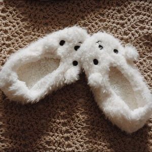 Never worn dog puppy slippers